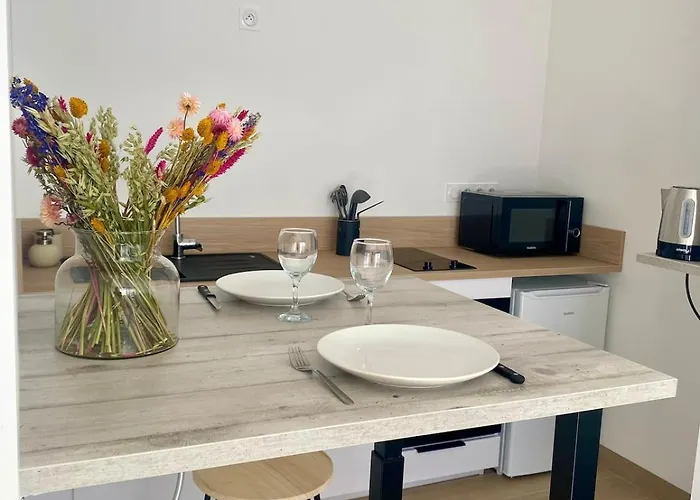 Le Colinou - 5min Du Puydufou * Chambretaud